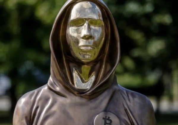 比特币突破6.8万！中本聪超超黄仁勋晋升福布斯富豪榜20名？