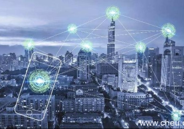 苏宁突破了传统商业瓶颈，加速了巨头进入局链圈